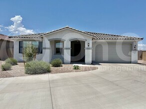 Building Photo - 9320 S 30th Ln