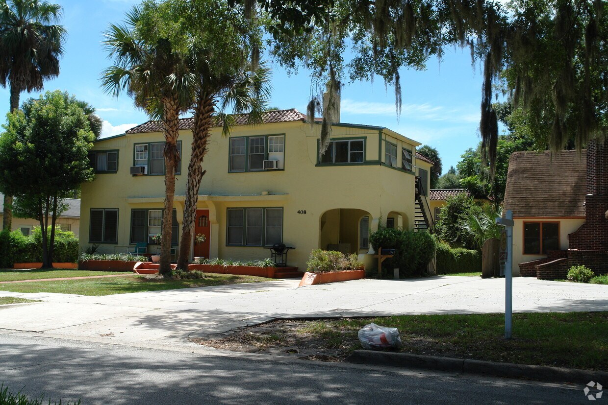 Foto del edificio - 408 W Howry Ave
