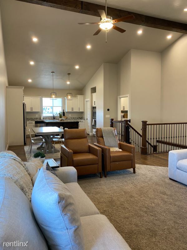 Foto del edificio - 4 br, 2 bath House - 14129 S Para Adams Dr