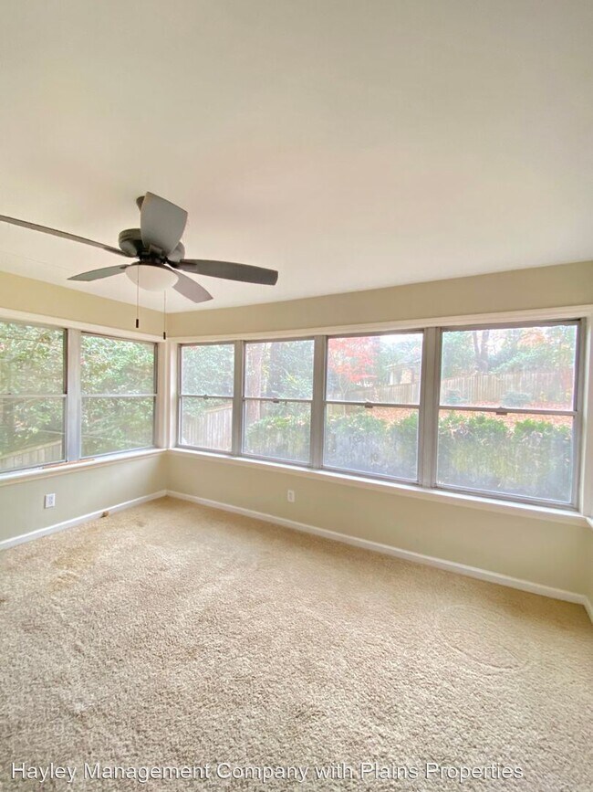 Building Photo - 4 br, 3 bath House - 448 Hare Avenue