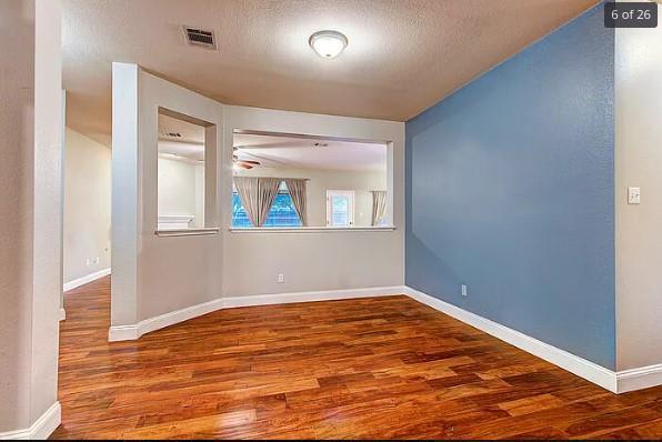 Foto del edificio - 8728 Barrow Glen Loop