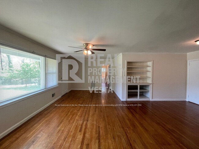 Building Photo - 2962 Glenrock Dr