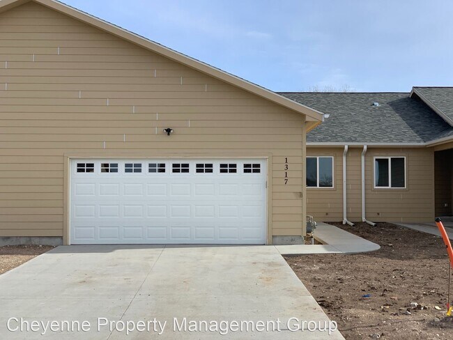 Building Photo - 2 br, 2 bath House - 1317 Bette Ln