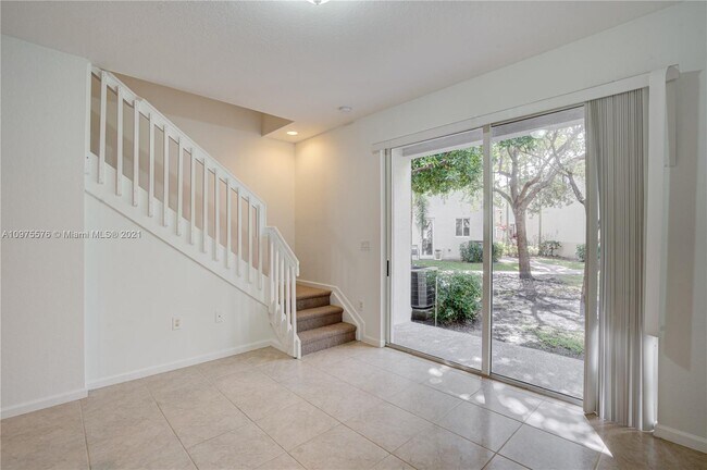 Building Photo - 21111 NW 14th Pl