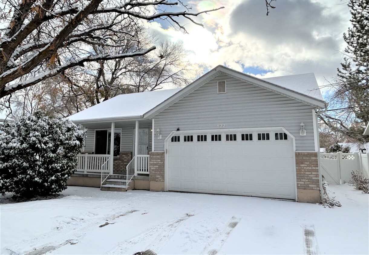 3 Bedroom / 3 Bath Home in Millcreek - House Rental in Salt Lake City ...