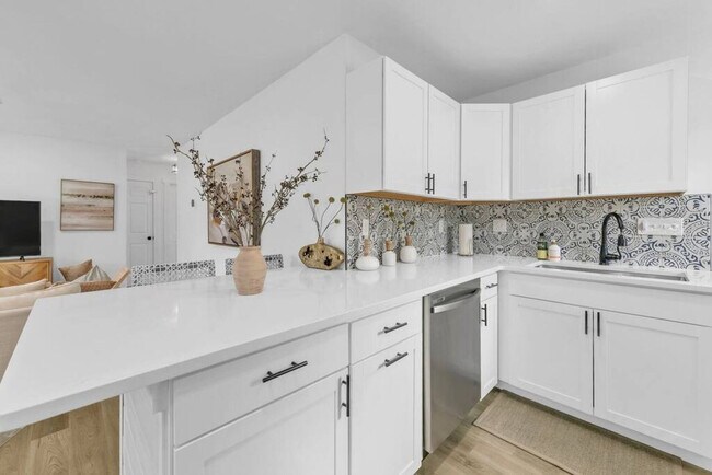 Building Photo - 281 Bryn Athyn Blvd