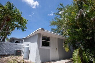Building Photo - 2500 NW 103rd St
