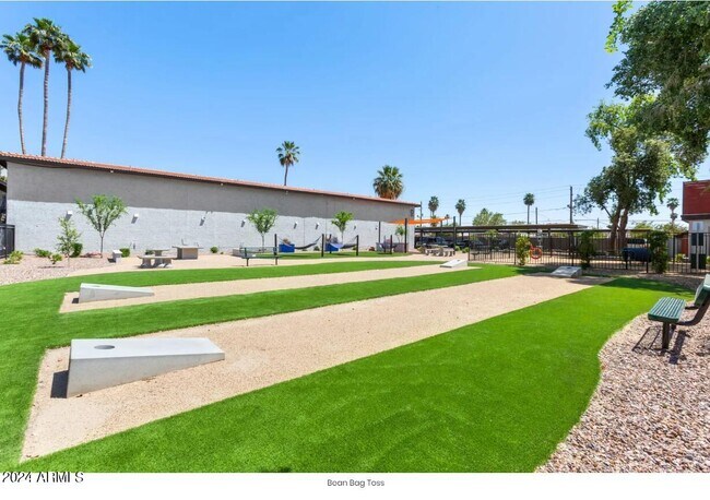 Foto del edificio - 4903 W Thomas Rd