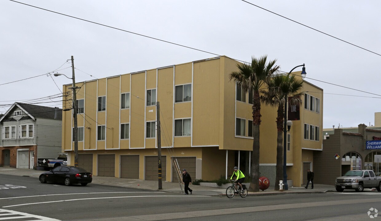 Primary Photo - 1401 Ocean Ave