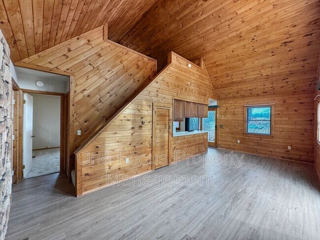 Building Photo - 134 Broad St