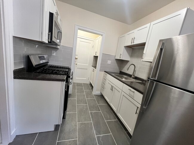 Building Photo - 130 Washington St