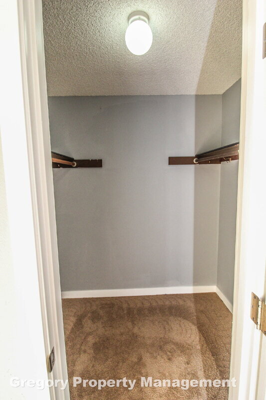 Foto del edificio - 9907 NE 124th St