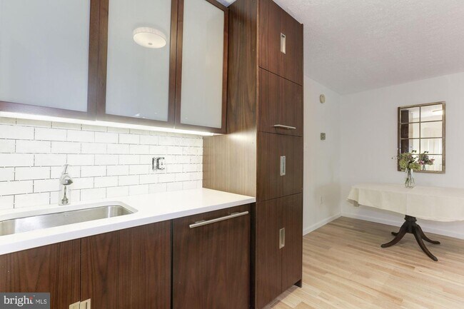 Foto del edificio - 1440 N St NW