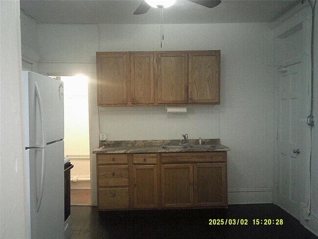 Foto del edificio - 730 4th Ave N