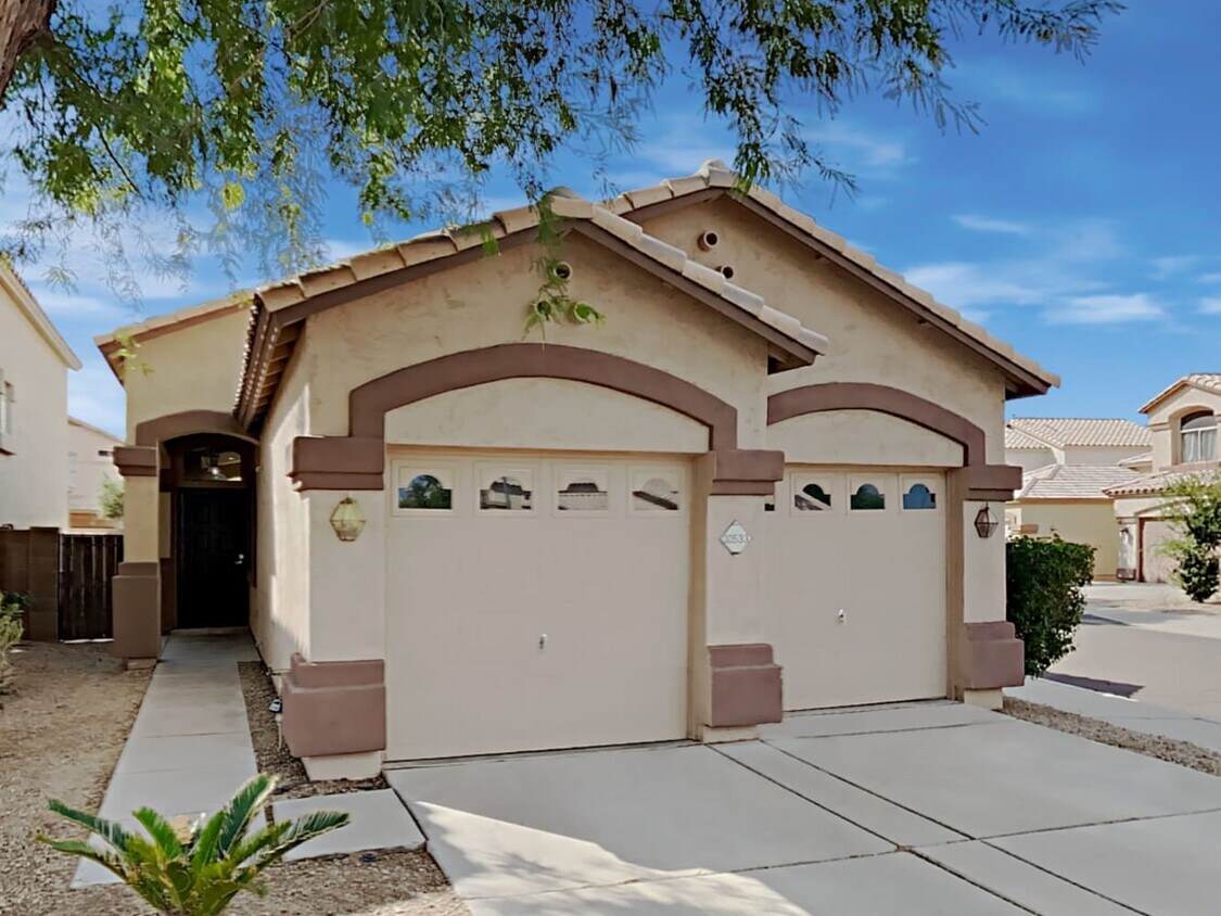 10533 W Coronado Rd House Rental in Avondale, AZ