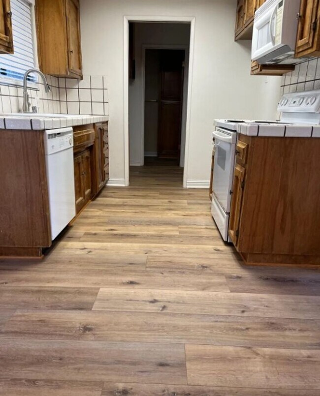 Foto del edificio - Arroyo Grande Condotownhouse