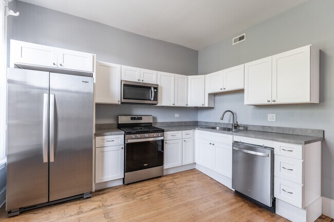 Foto del edificio - 3826 N Ashland Ave