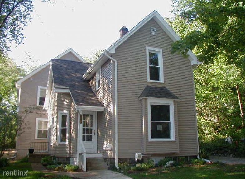Foto principal - 4 br, 2 bath House - 1427 Broadway St Apt 1