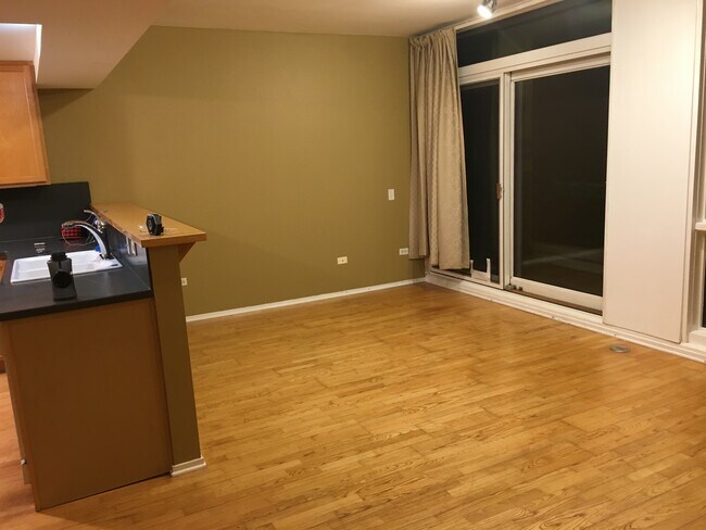 sala de estar - 61 W 15th St