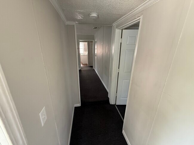 Foto del edificio - 3101 Reynolds St
