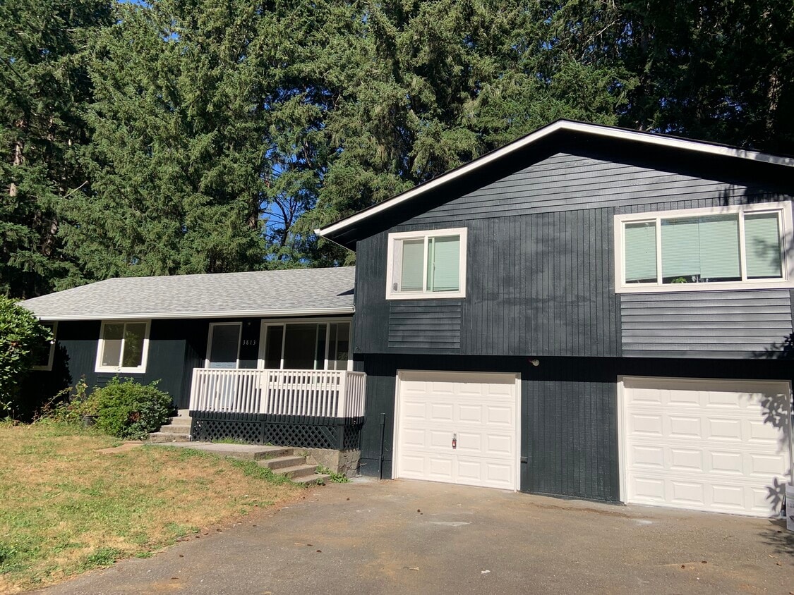 Primary Photo - 3811 66th Avenue Ct NW