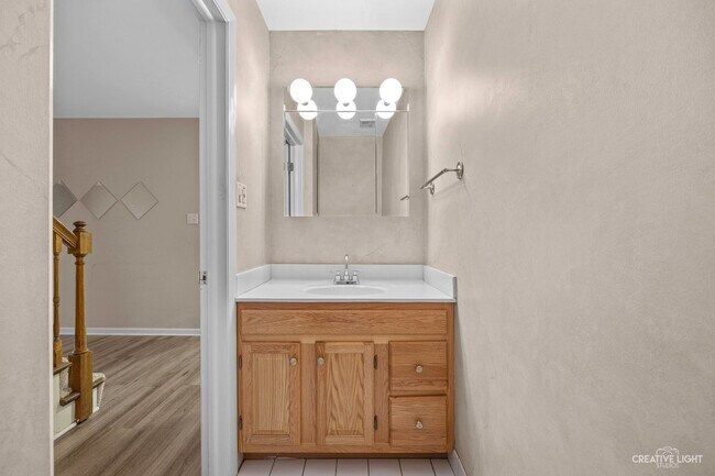 Building Photo - 1642 Coloma Pl