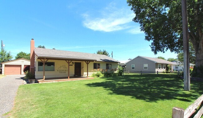 Foto del edificio - 1022 Cedar Ave