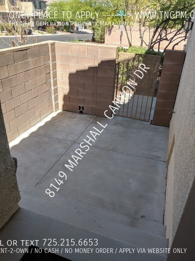 Foto del edificio - 8149 MARSHALL CANYON DR