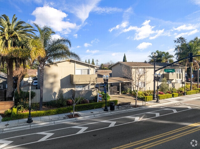 Foto del edificio - Sunnyvale Apartments