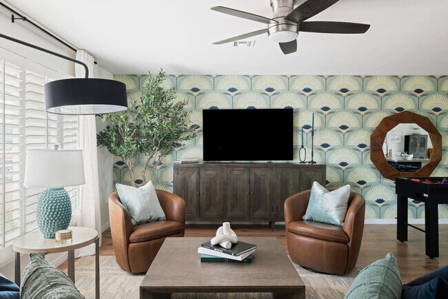 Foto del edificio - 8638 E Whitton Ave