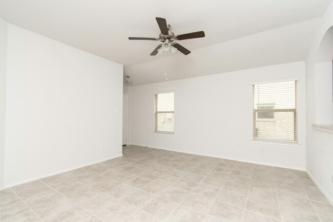Building Photo - 9019 Stonehollow