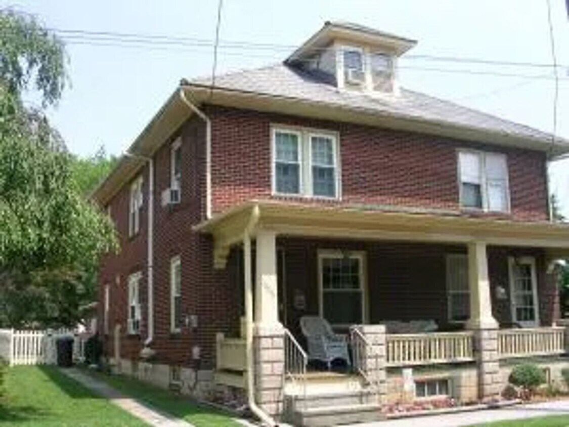 Primary Photo - 3 Bed 1 Bath Semi-Detached Home In Lebanon