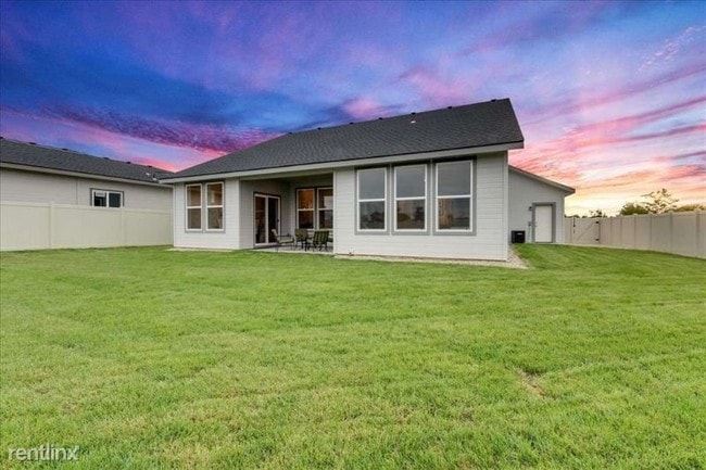 Building Photo - 3 br, 2 bath House - 4049 S Lava Springs Loop