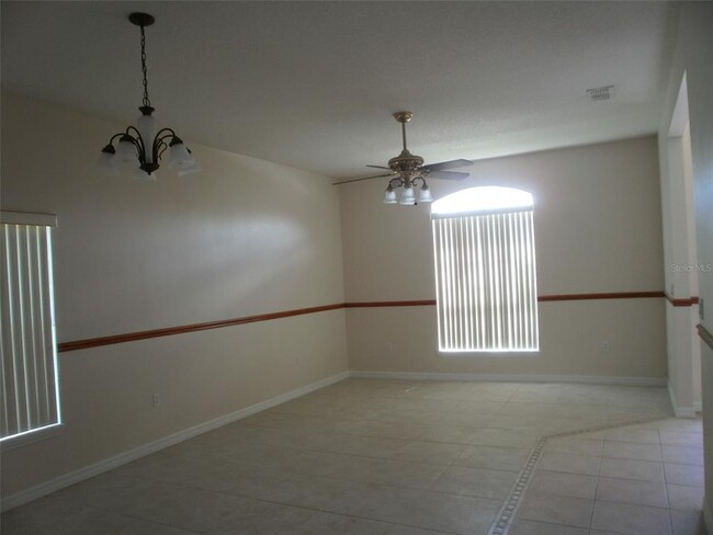 Building Photo - 7739 Newlan Dr