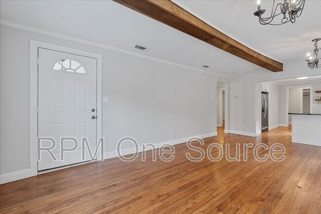 Building Photo - 117 Ida St