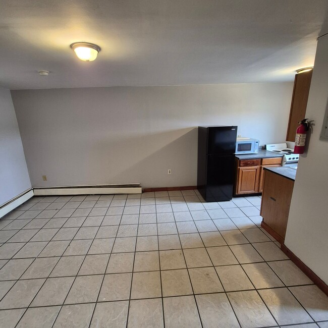 Building Photo - 2071 Ulster Ave