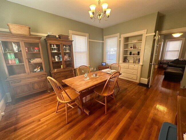 Building Photo - 374 Highland Ave