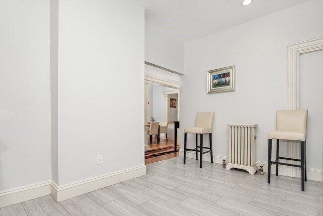 Foto del edificio - 15 Davis Ave