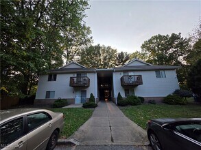Building Photo - 1825 5th St