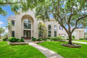 Building Photo - 2603 Little Lake Ct