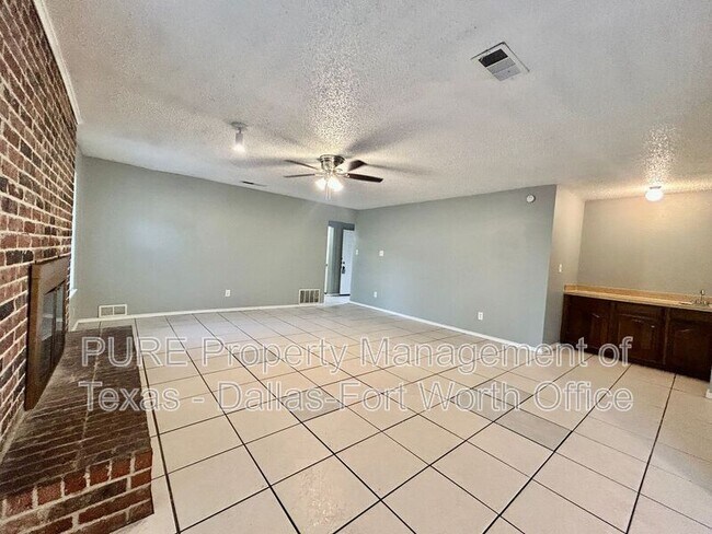 Foto del edificio - 4607 Menzer Rd