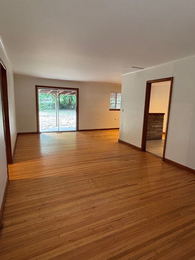 Foto del edificio - 852 N Xenophon Ave