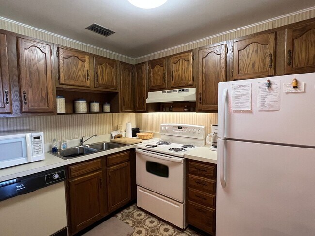 Building Photo - 55+ community 1 BED 1 BATH in Vista St. Lucie _Second Floor Unit_