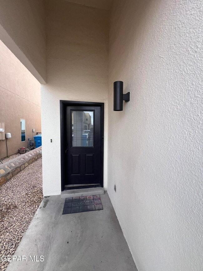 Building Photo - 807 HC Gilbert Minjares Dr