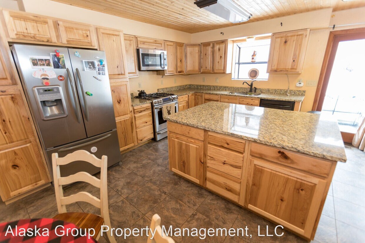 Primary Photo - 3 br, 2 bath House - 1717 Hiland Rd