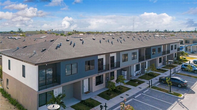 Foto del edificio - 4170 NW 13th Ct