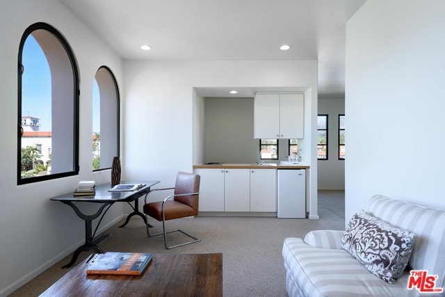 Building Photo - 1014 Santa Barbara St