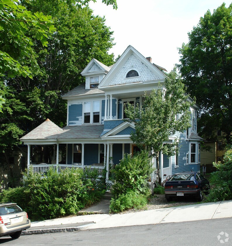 Building Photo - 7 Forbes St