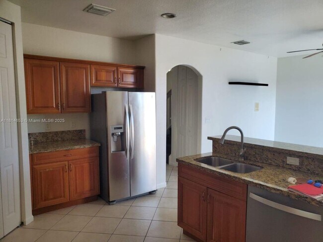 Foto del edificio - 2635 SW 84th Terrace