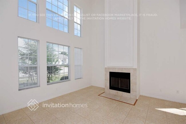 Foto del edificio - 2424 Laurel Blossom Cir